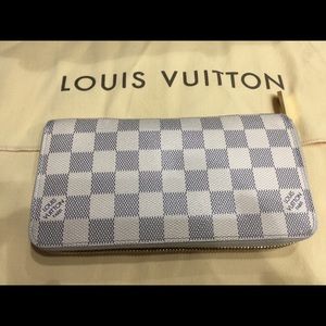 100% Authentic LV wallet